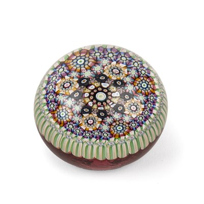 Lot 402 - A 20th century millefiori paperweight possibly...