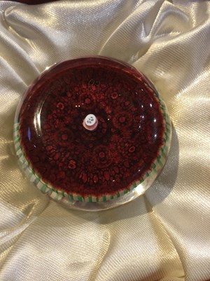 Lot 402 - A 20th century millefiori paperweight possibly...
