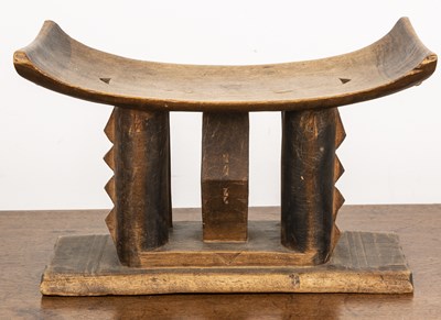 Lot 71 - Ashanti headrest with carved supports, 35cm...