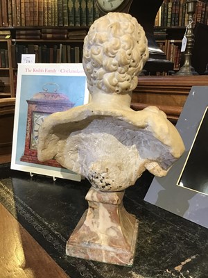 Lot 26 - An 18th/19th century Italian carved marble...