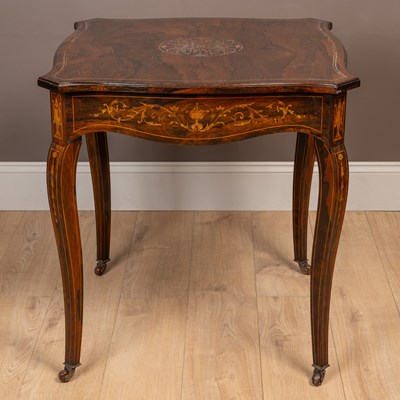 Lot 146 - An Edwardian rosewood occasional table