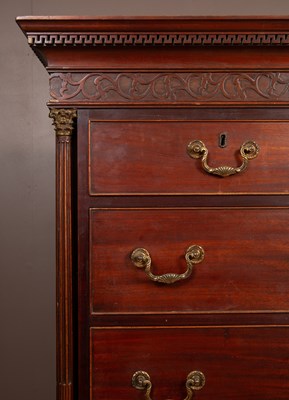 Lot 426 - A George III chest on chest