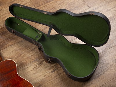 Lot 338 - A De Vekey & Son ukulele 'De Vekey, no 3',...