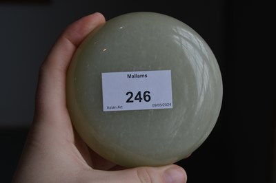 Lot 246 - Greyish white nephrite jade snuff or artist's...