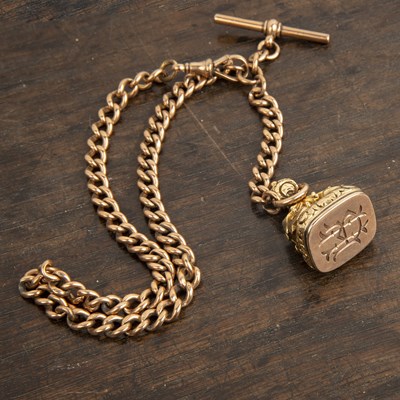 Lot 365 - 9ct gold fob or watch chain with T bar, 47g...