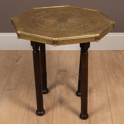 Lot 119 - An octagonal occasional table