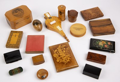 Lot 220 - A collection of Mauchline ware and treen to...