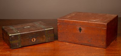 Lot 101 - Two boxes, one of rosewood and one of mahogany