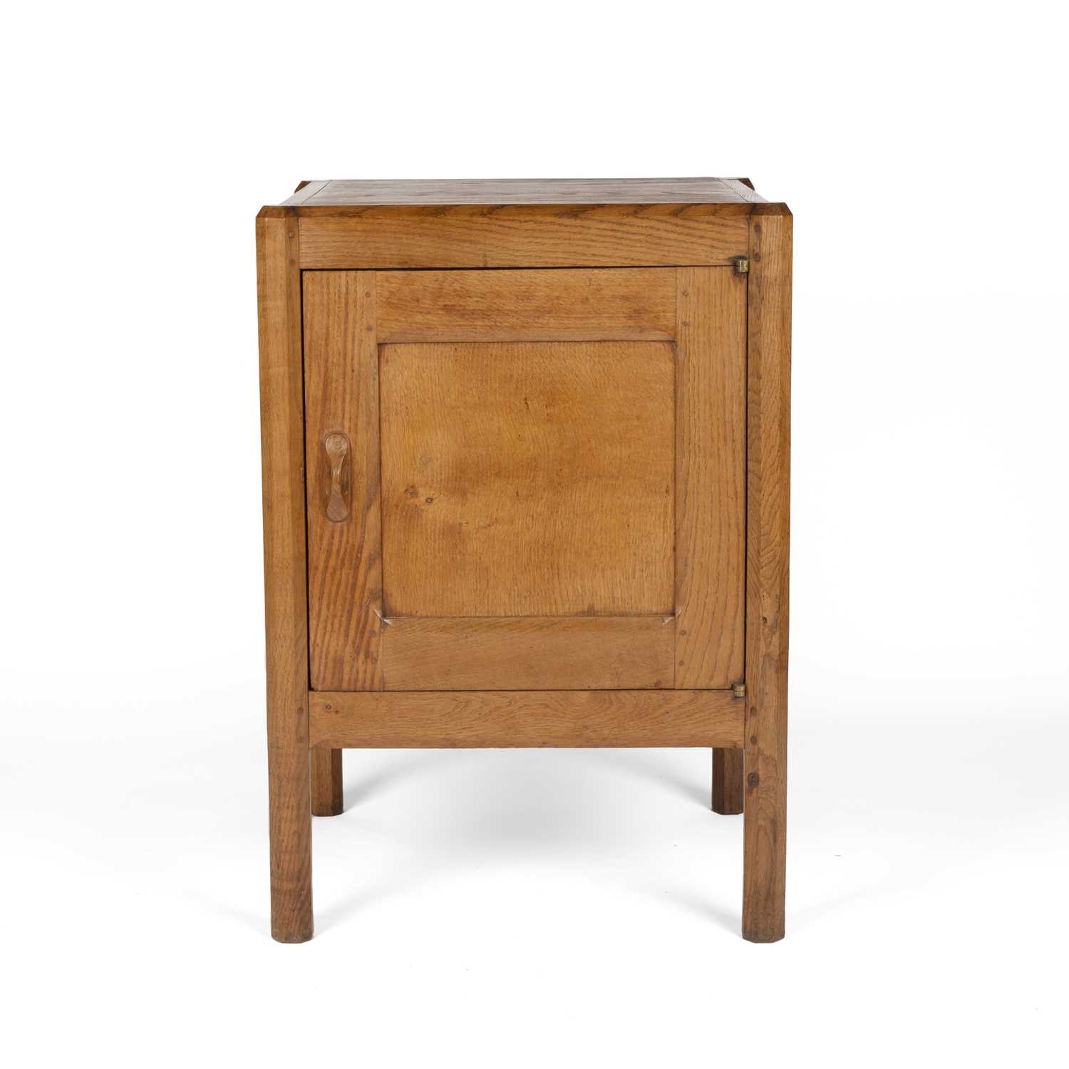Lot 390 - Gordon Russell (1892-1980) An oak...