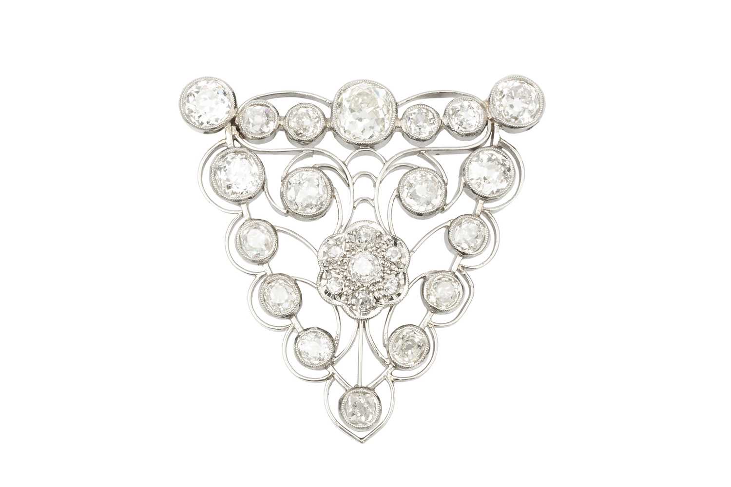 Lot 160 - A diamond cluster brooch, millegrain set with...