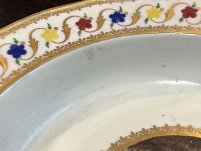 Lot 53 - A collection of porcelain