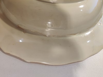 Lot 53 - A collection of porcelain