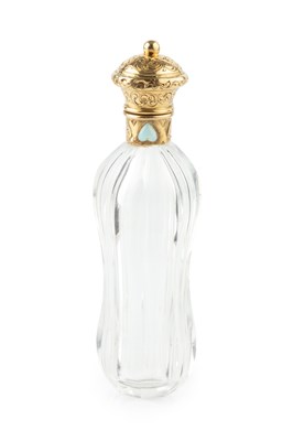 Lot 571 - A 19th century French gold mounted glass scent...