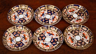 Lot 96 - A collection of Crown Derby and Royal Crown Derby