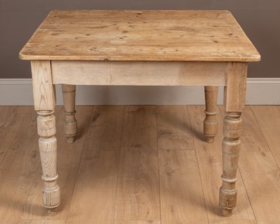 Lot 229 - A pine farmhouse kitchen table