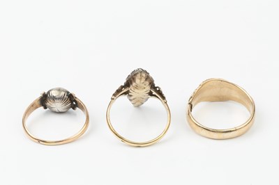 Lot 167 - A diamond marquise shaped ring, set with rose...