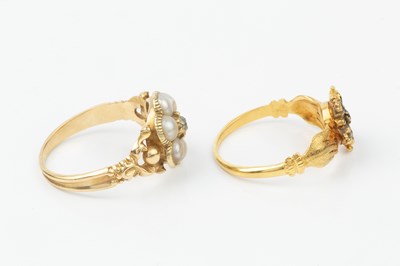Lot 170 - A 19th century diamond and split pearl cluster...