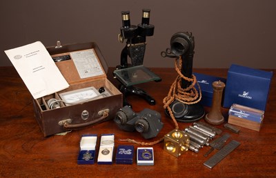 Lot 59 - A collection of visual equipment and other miscellaneous items