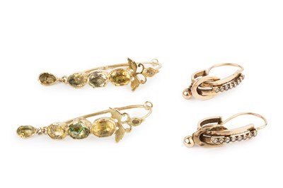 Lot 204 - A pair of gold and seed pearl set earrings, of...