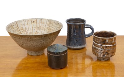 Lot 400 - David Lloyd-Jones (1928-1994) studio pottery...