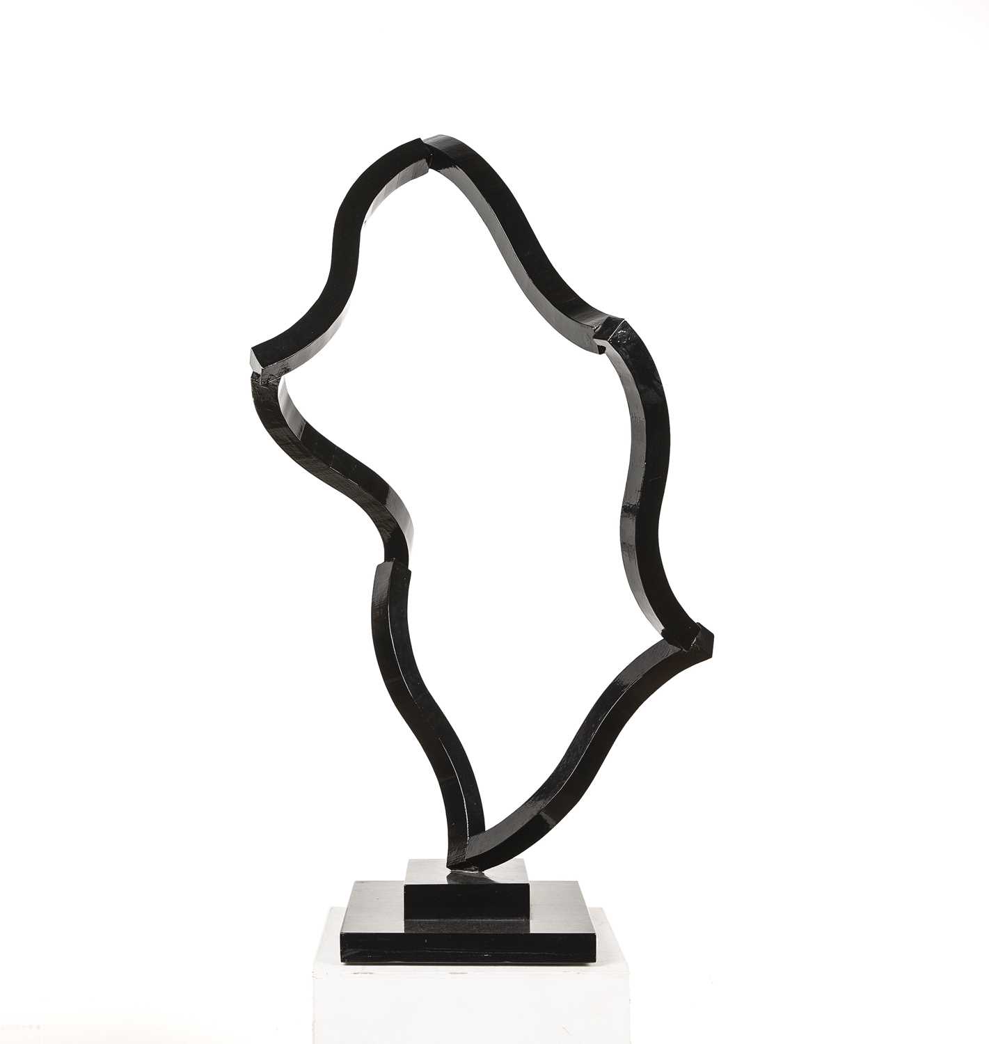 Lot 122 - David Sawyer (20th Century) 'Silhouette',...