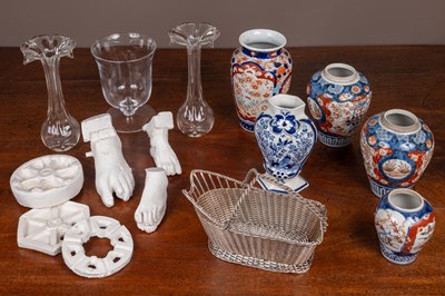 Lot 395 - A collection of various objects