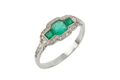 Lot 229 - An emerald and diamond Art Deco style ring,...