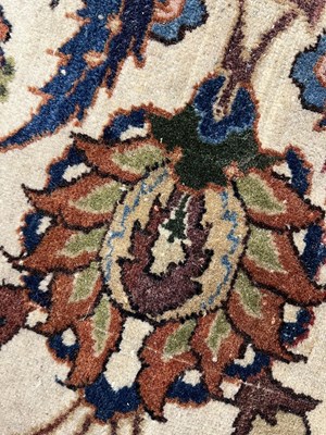 Lot 21 - A 20th century hand-woven Isfahan style Persian carpet