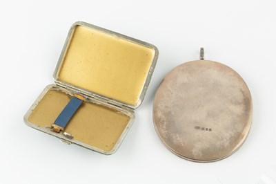 Lot 631 - A George V silver and shagreen inset oval...