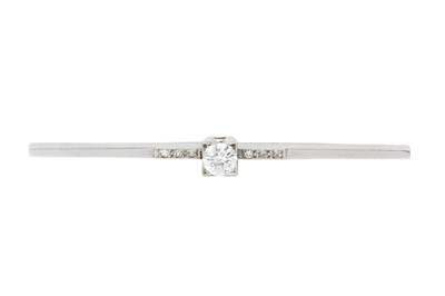 Lot 234 - A diamond bar brooch, the single brilliant cut...