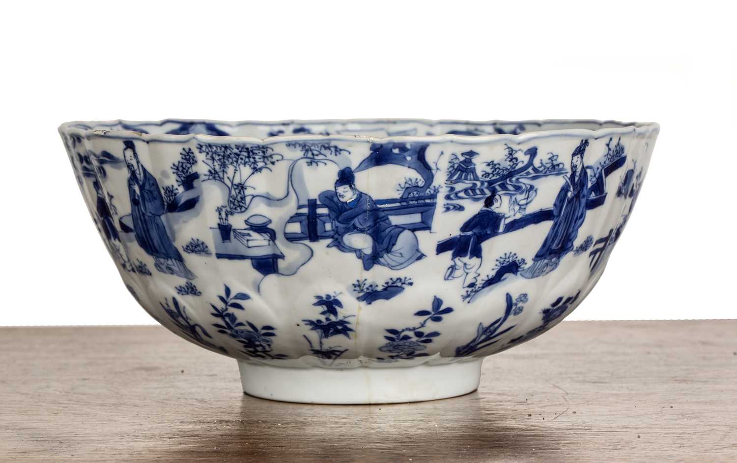 Lot 2 - Blue and white fluted porcelain bowl Chinese,...