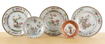 Lot 72 - Group of porcelain Chinese, 18th/19th Century...