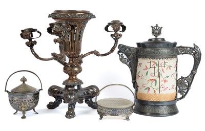 Lot 504 - A collection of silver plated, and pewter objects