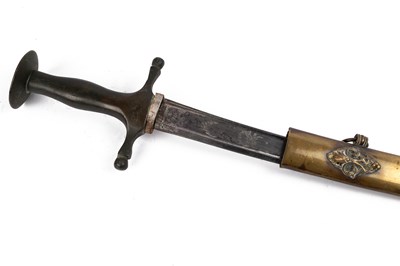 Lot 355 - A Middle Eastern sword