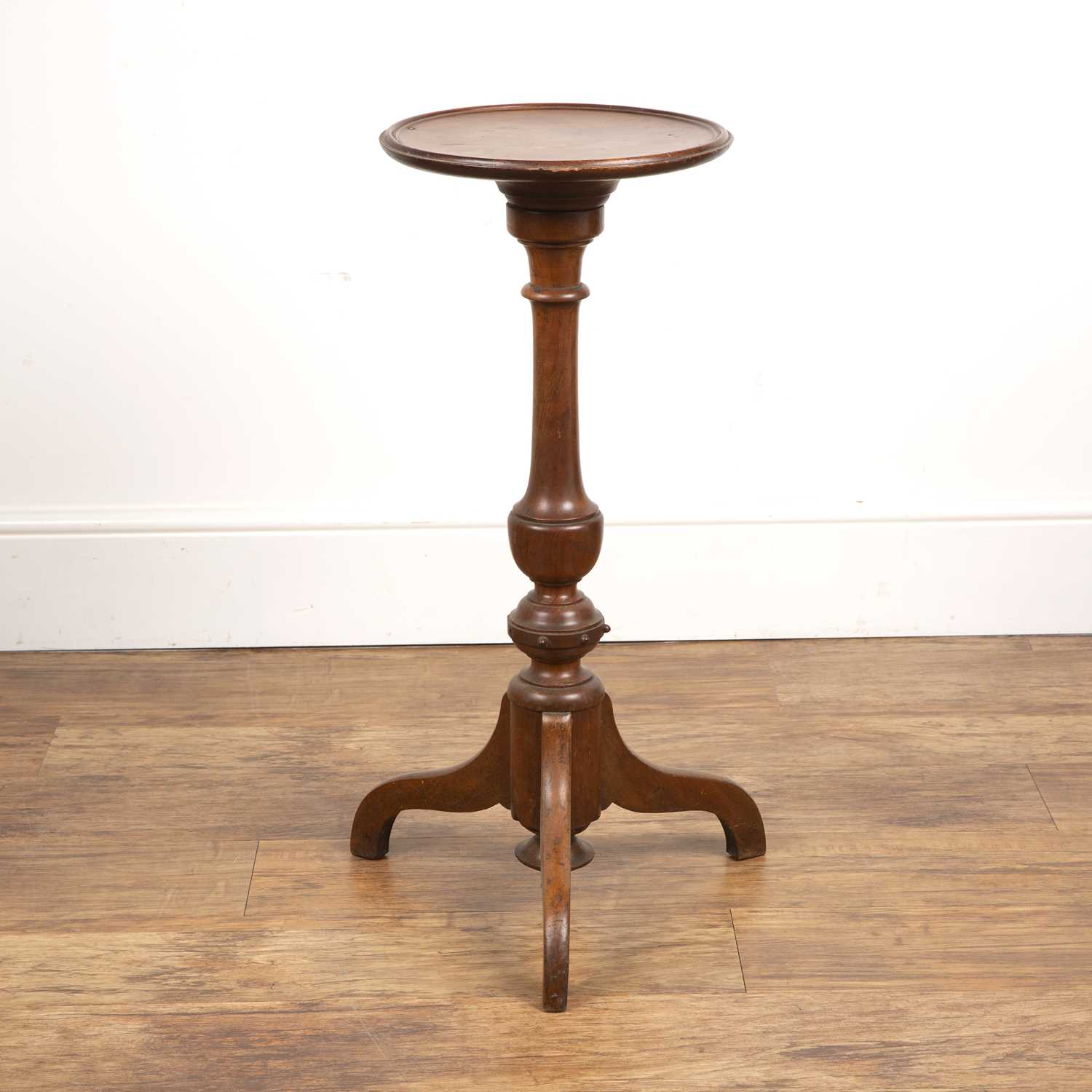 Lot 35 - Walnut dish stand on a tripod base, with a...