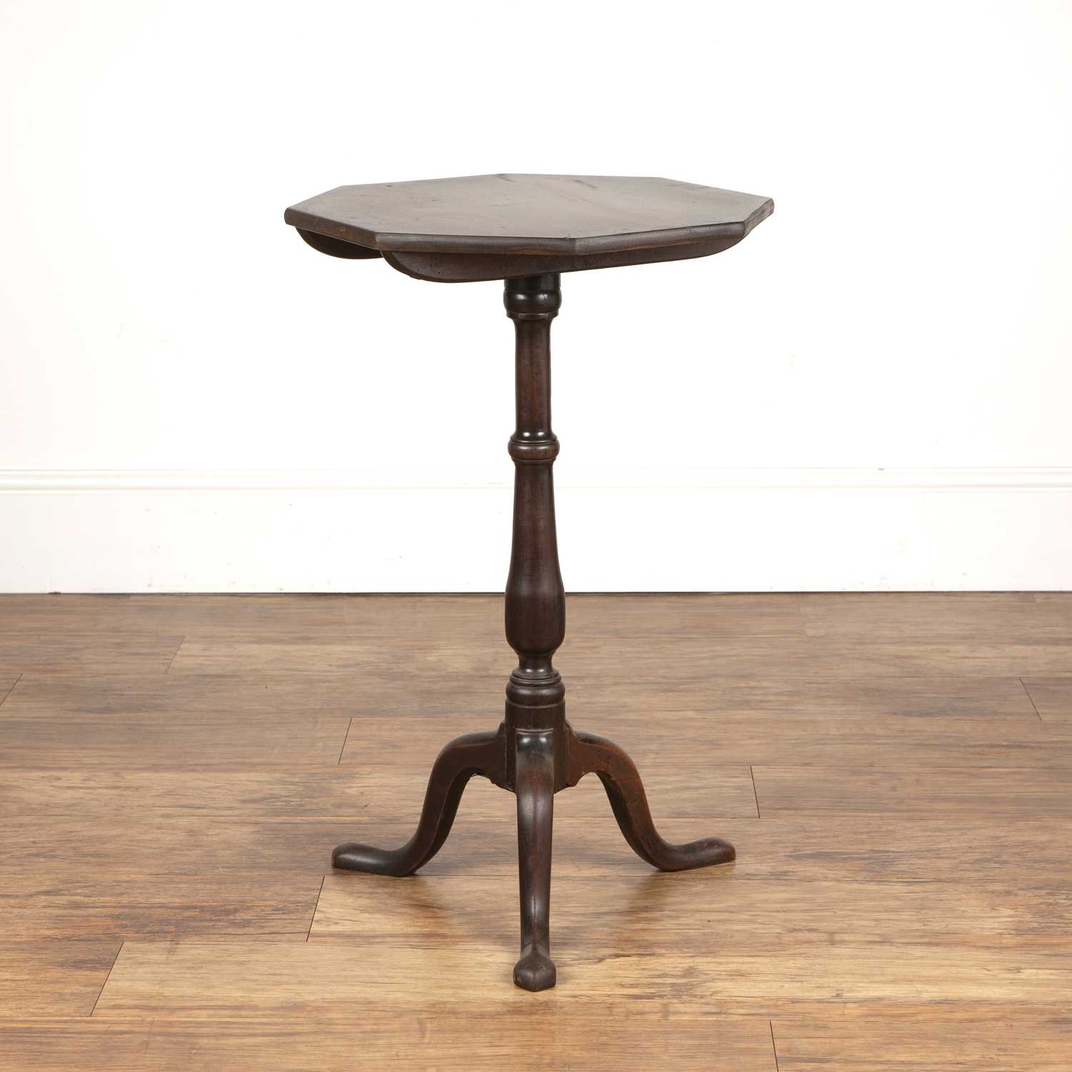 Lot 33 - Octagonal mahogany tripod table early 19th...