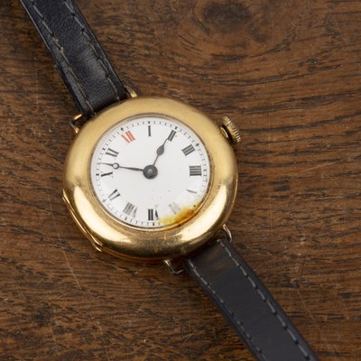 Lot 271 - 18ct gold cased wrist watch with Roman...