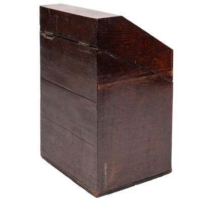 Lot 86 - A Georgian mahogany knife box