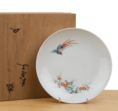 Lot 81 - Kakiemon saucer dish Japanese in a collectors...