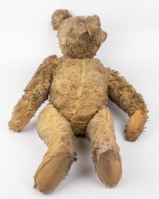 Lot 88 - The group of antique toys including a Steiff teddy bear