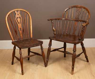 Lot 1071 - Two Windsor chairs