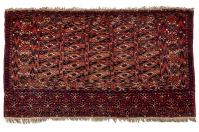 Lot 369 - A collection of three 20th century rugs