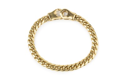 Lot 315 - An 18ct gold curb link bracelet, the clasps...