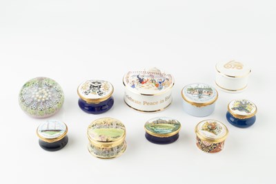 Lot 361 - A collection of Crummles enamel and other...