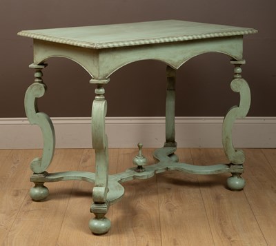 Lot 475 - A Queen Anne style table