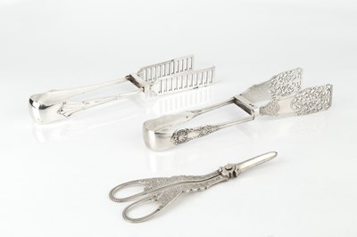 Lot 662 - A pair of late Victorian silver King's pattern...