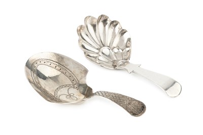 Lot 649 - A George III silver caddy spoon, with...