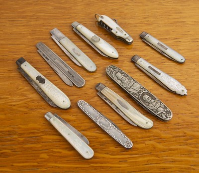 Lot 483 - Collection of silver fruit or folding knives...