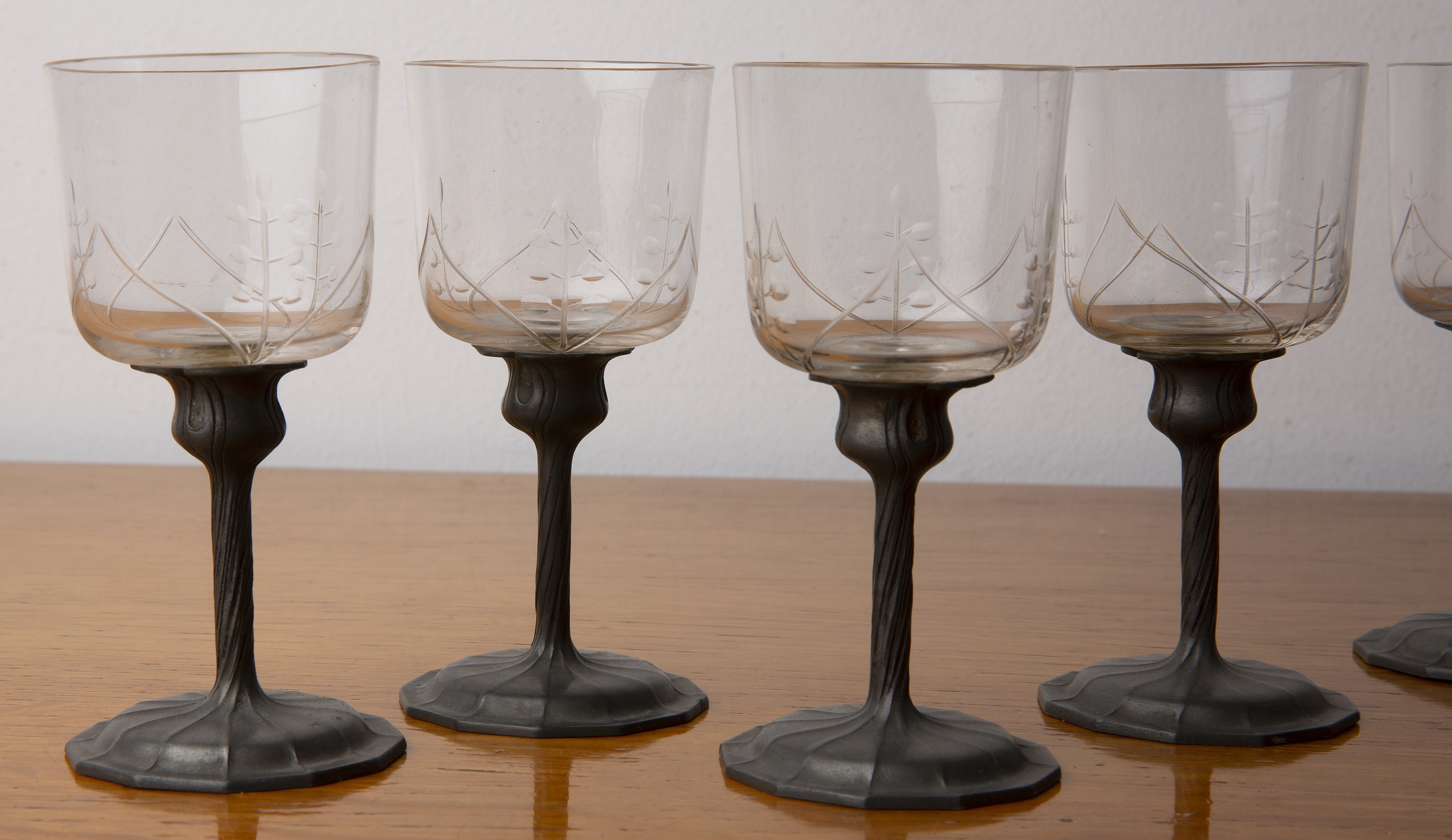 Lot 463 Orivit set of six Art Nouveau drinking
