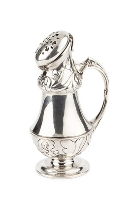 Lot 923 - An Edwardian silver Arts & Crafts sugar castor,...